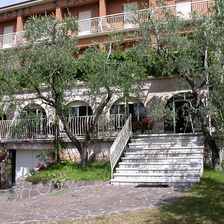 Hotel San Faustino ตอร์รีเดลเบนาโก ภายนอก รูปภาพ