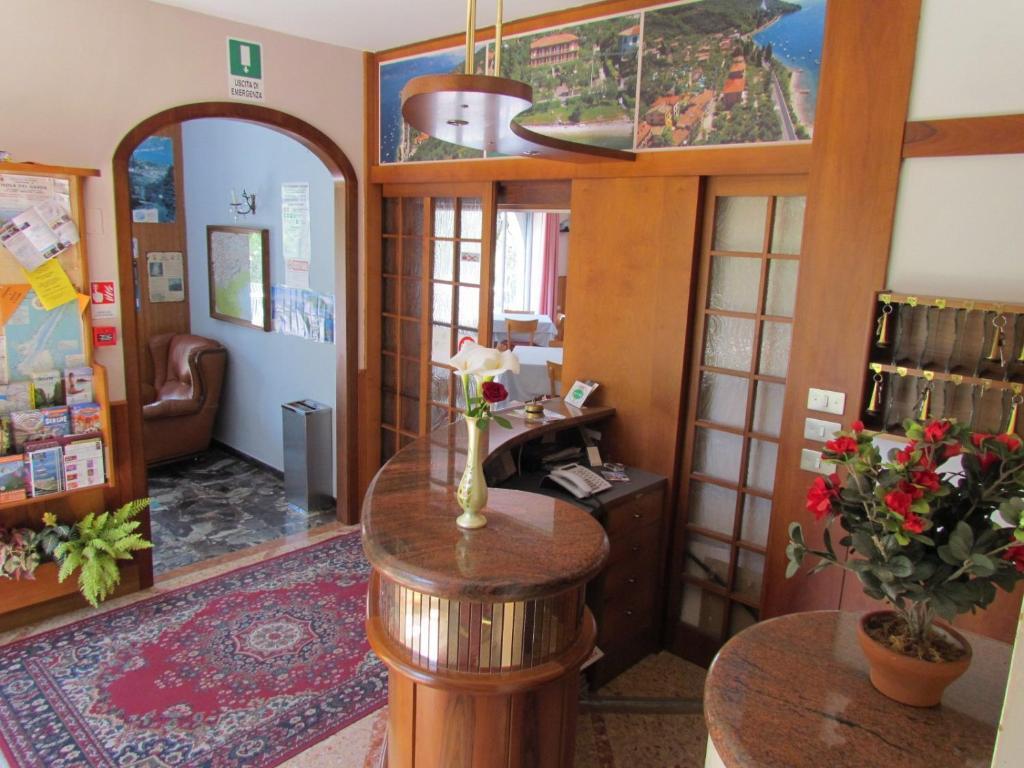 Hotel San Faustino ตอร์รีเดลเบนาโก ภายนอก รูปภาพ