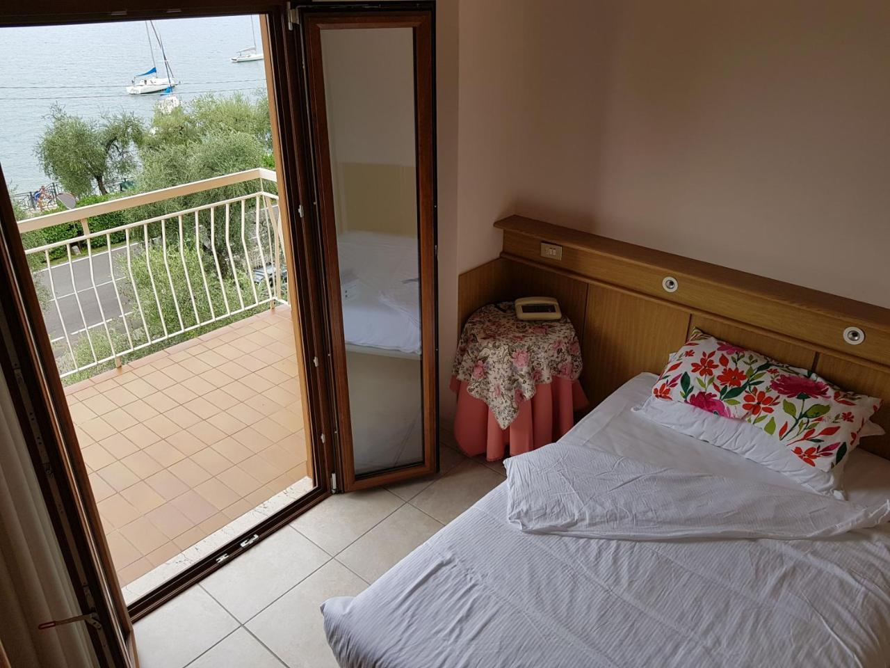 Hotel San Faustino ตอร์รีเดลเบนาโก ภายนอก รูปภาพ